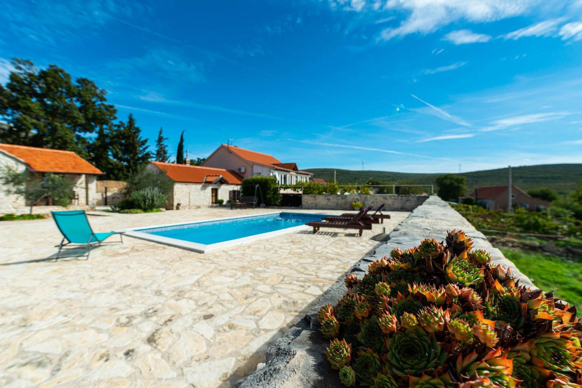 Bruska Dalmatian Country House Irena מראה חיצוני תמונה